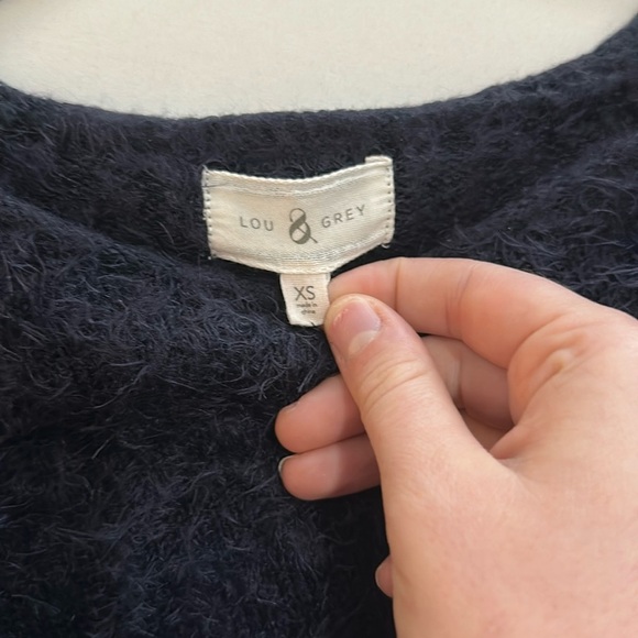 NWOT Lou & Gray Dark Blue Eyelash Sweater Size XS - Picture 7 of 14